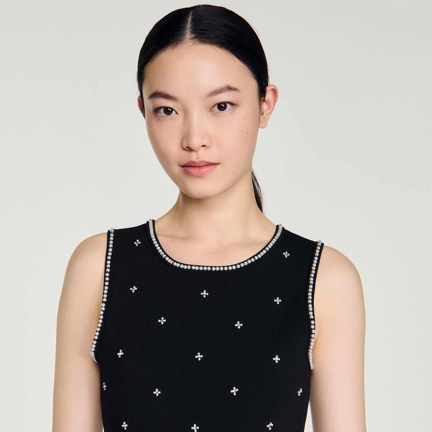 Vestido largo con strass floral