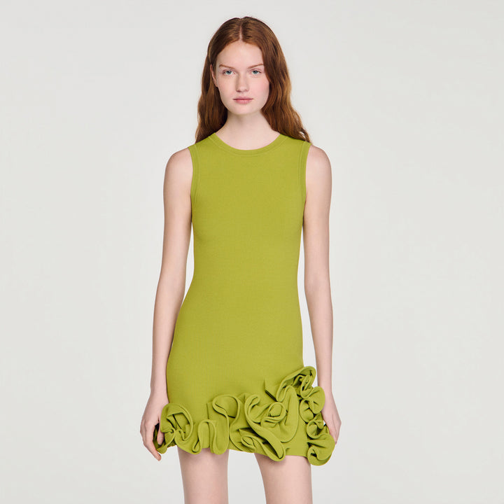 Vestido corto de punto con flores