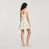 Vestido corto de punto con pedrería