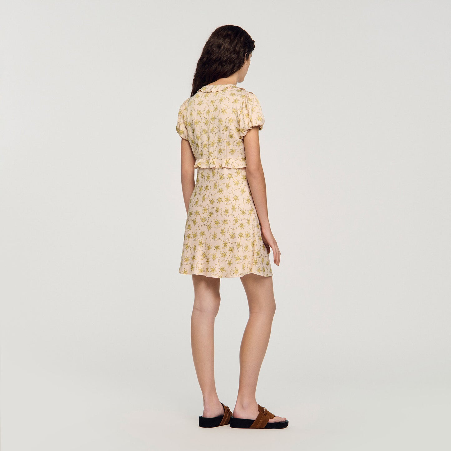 Vestido corto estampado de flores