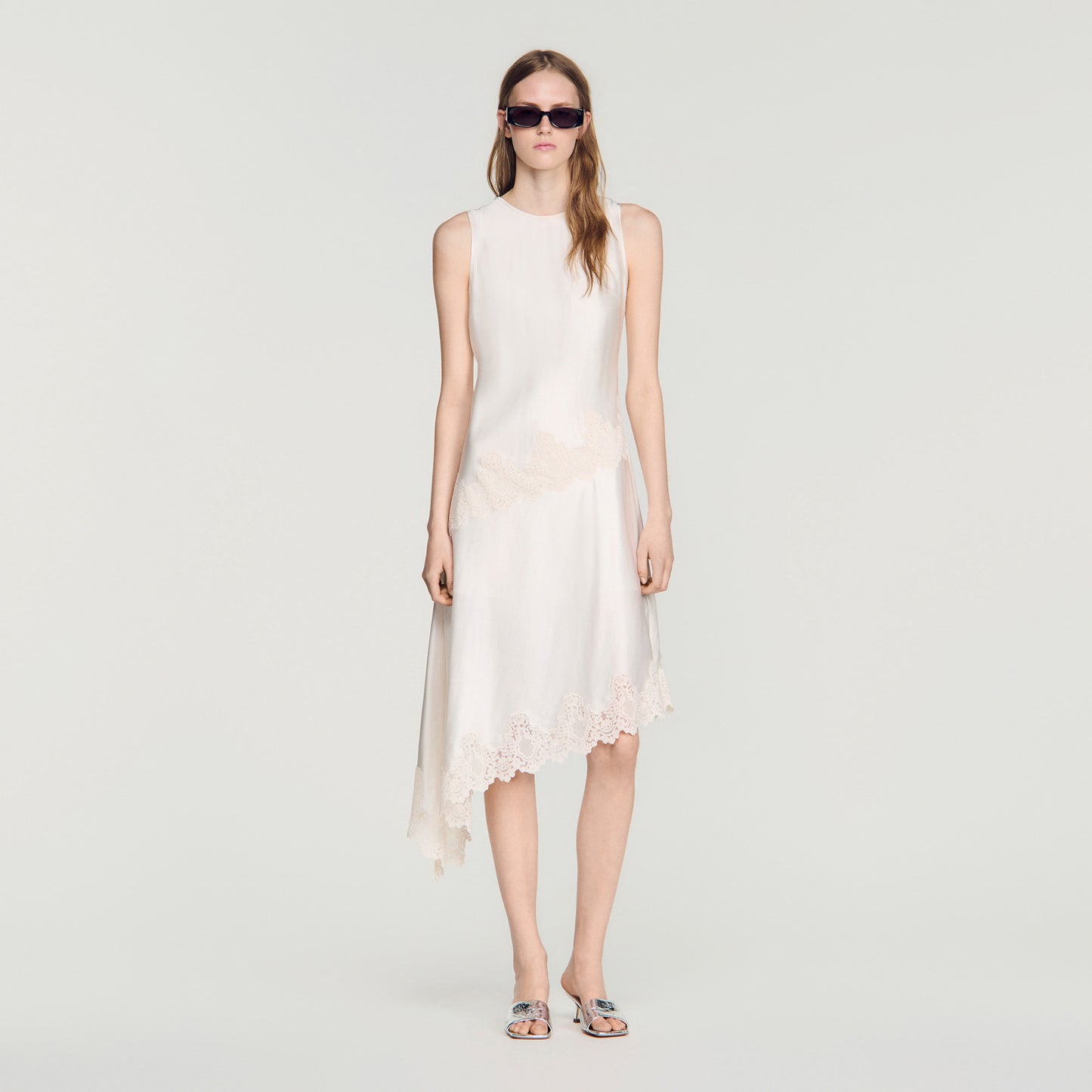 Vestido asimétrico satinado