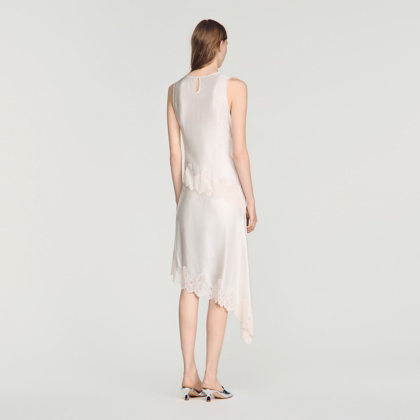 Vestido asimétrico satinado
