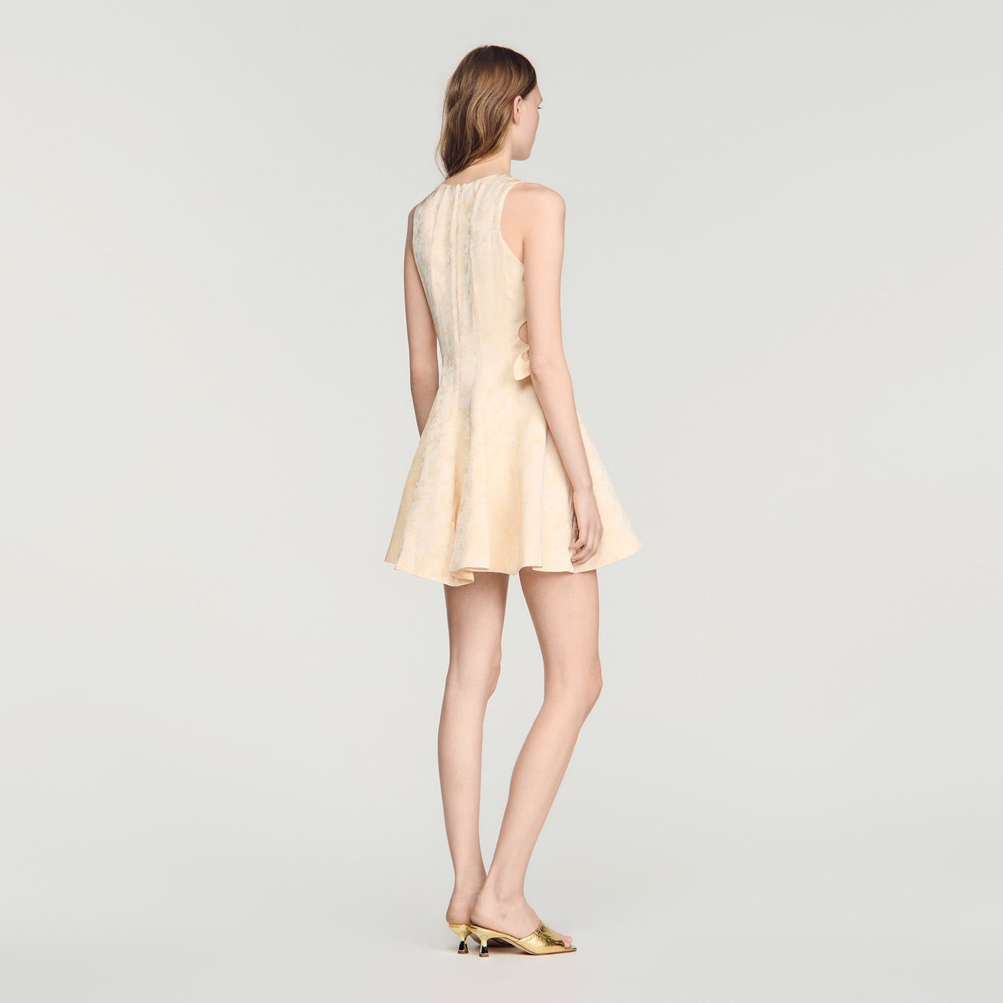 Vestido corto de jacquard floral