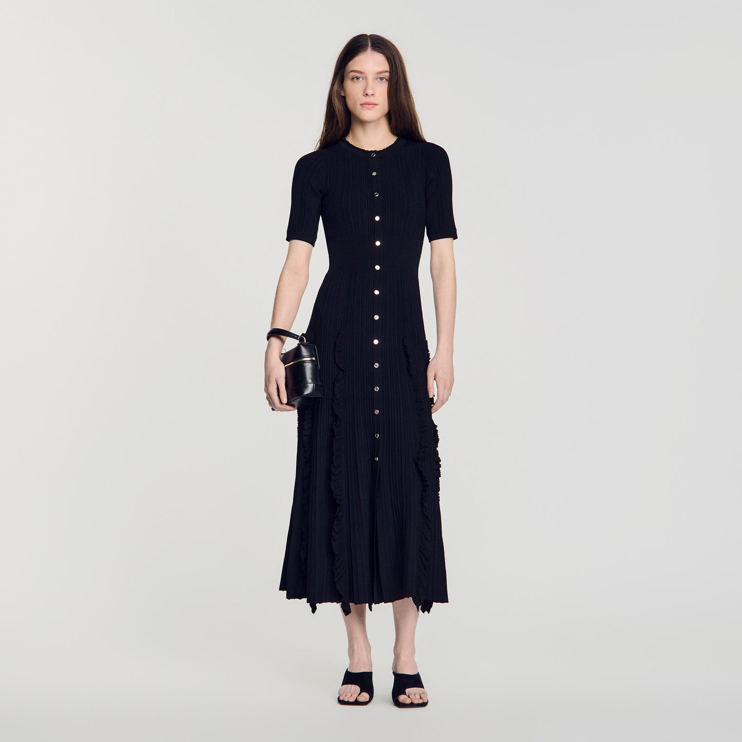 Vestido largo de punto con volantes