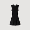 Vestido corto de punto con volantes