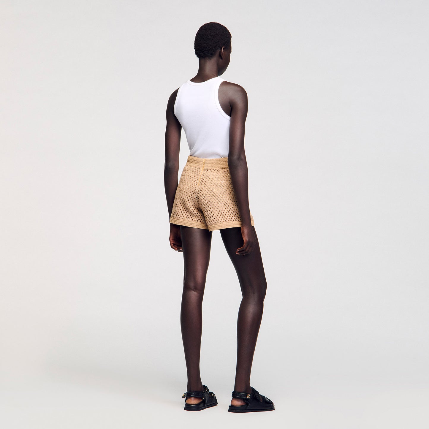 Pantalón corto con strass