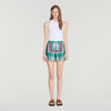 Short corto con estampado floral