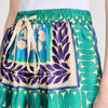 Short corto con estampado floral