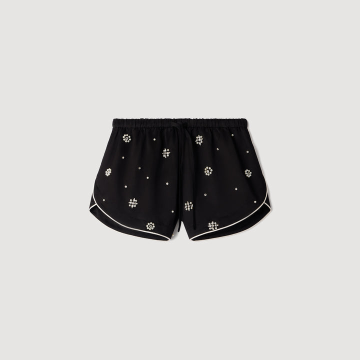 Short bordado con perlas y strass