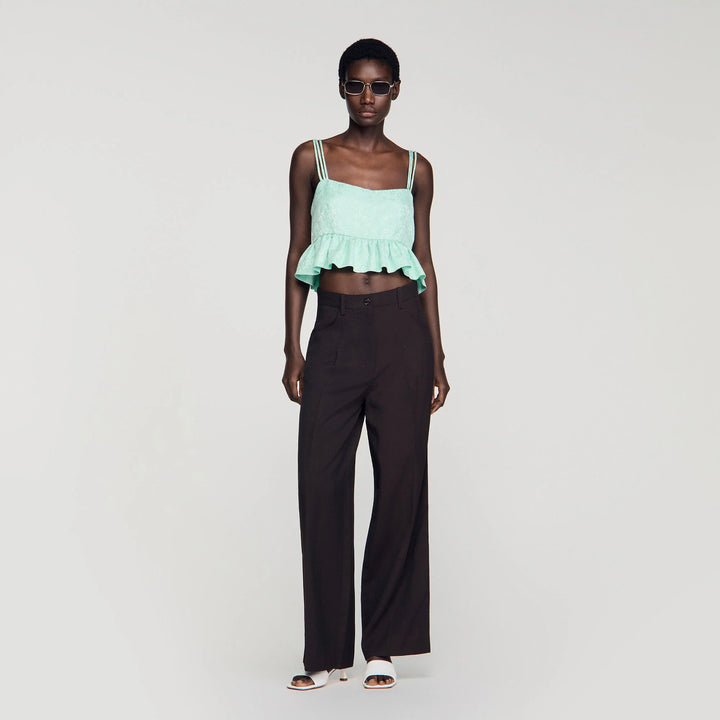 Top corto jacquard floral y volante