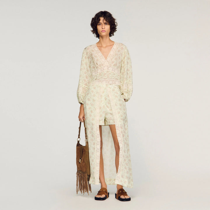 Top corto con estampado de flores