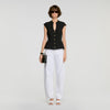 Top peplum abotonado