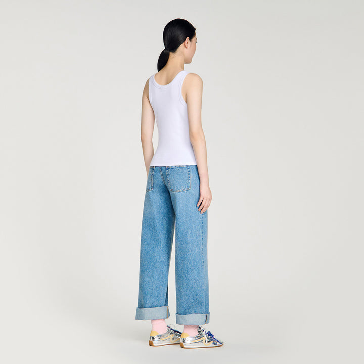 Camiseta de canalé con perlas