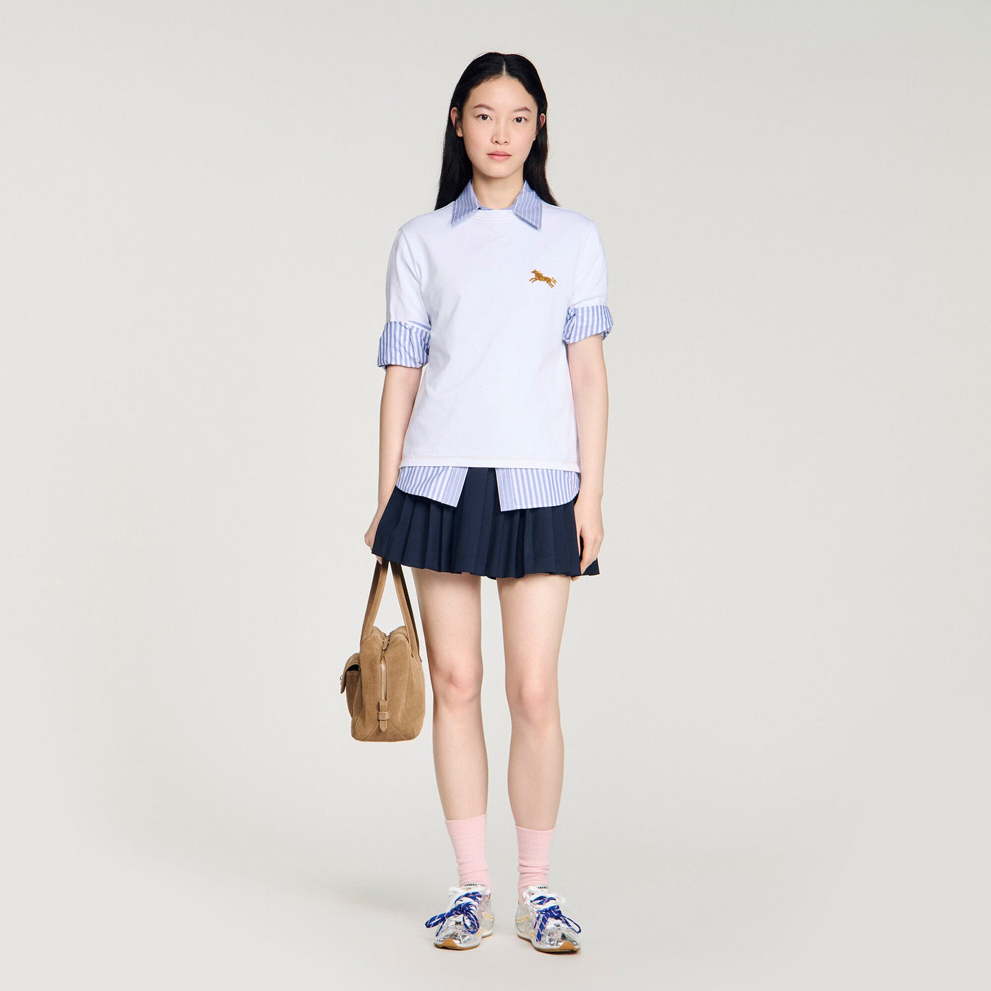 Camiseta con bordado de caballo