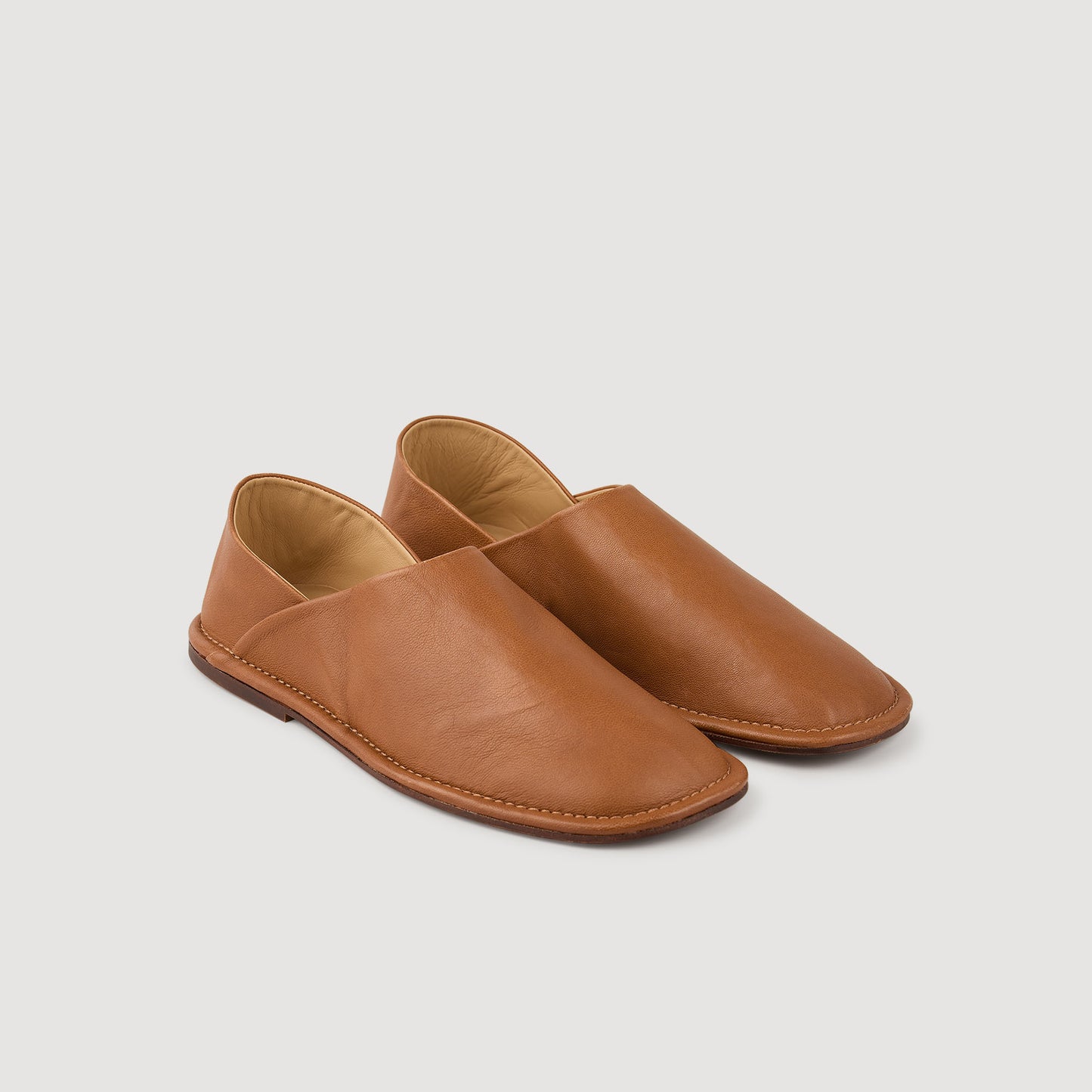 Slippers de cuero granulado
