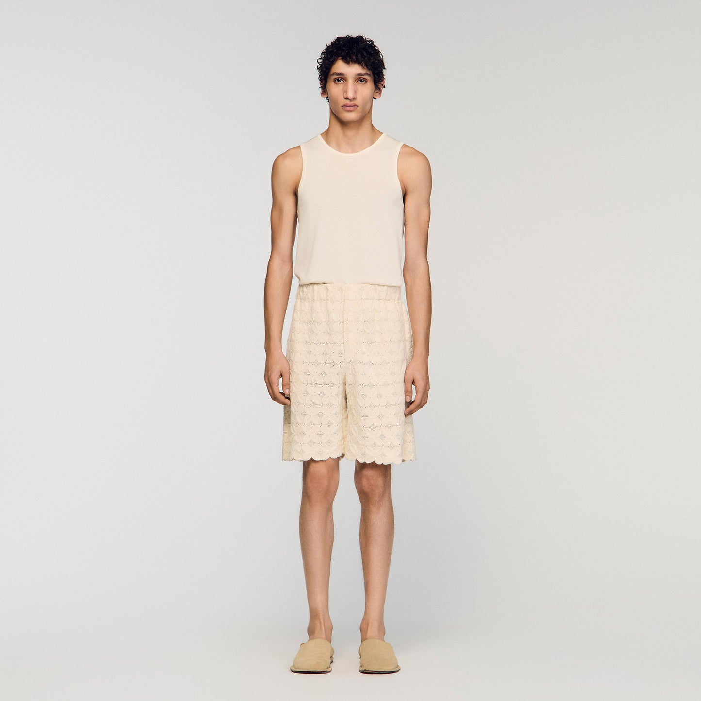Short de algodón con bordado inglés