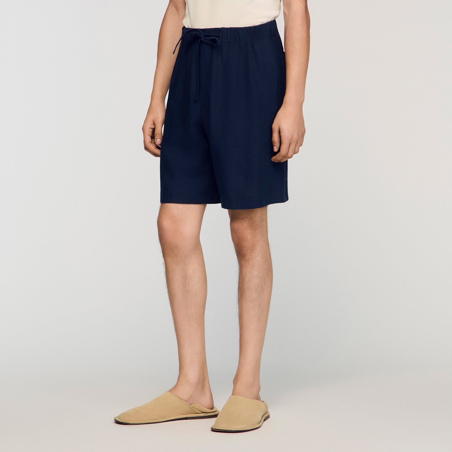 Short de lino con cintura elástica