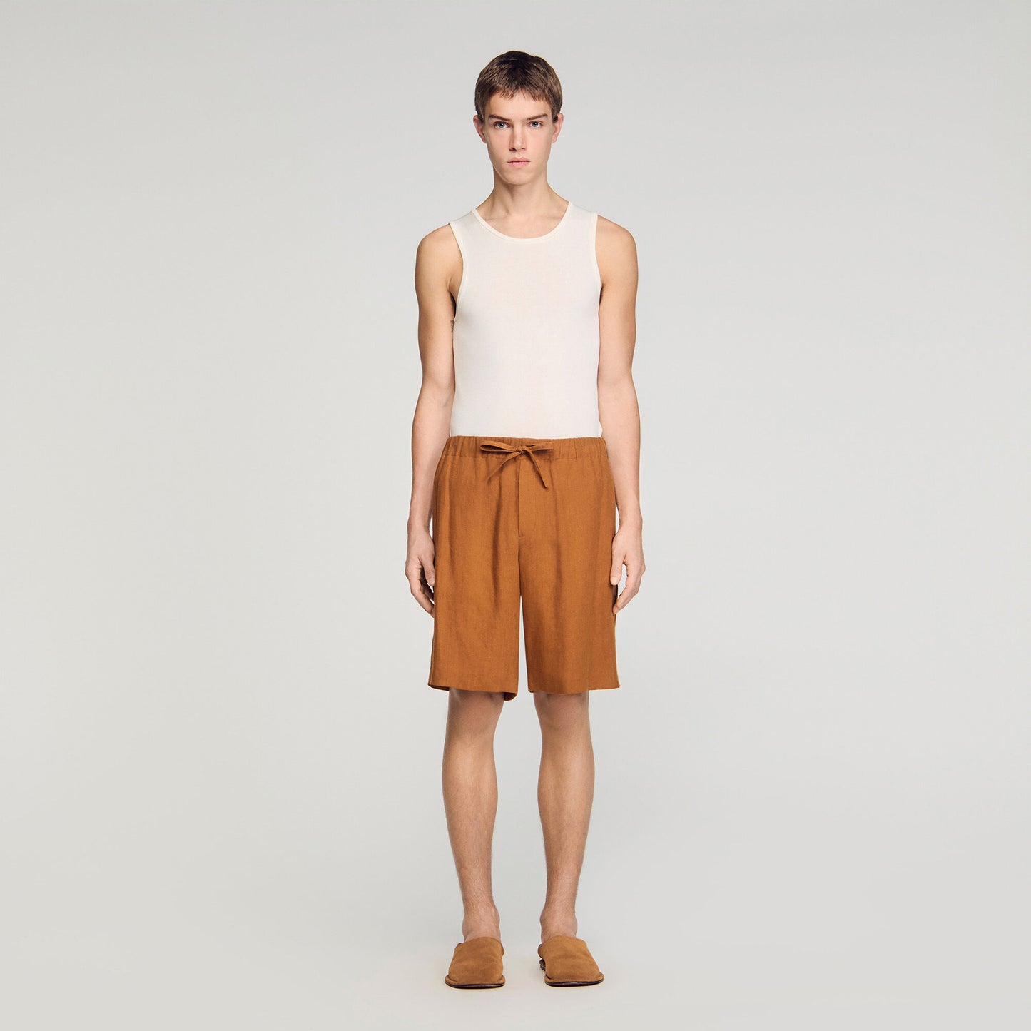 Short de algodón con bordado inglés