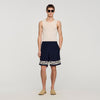 Short fluido motivo contraste