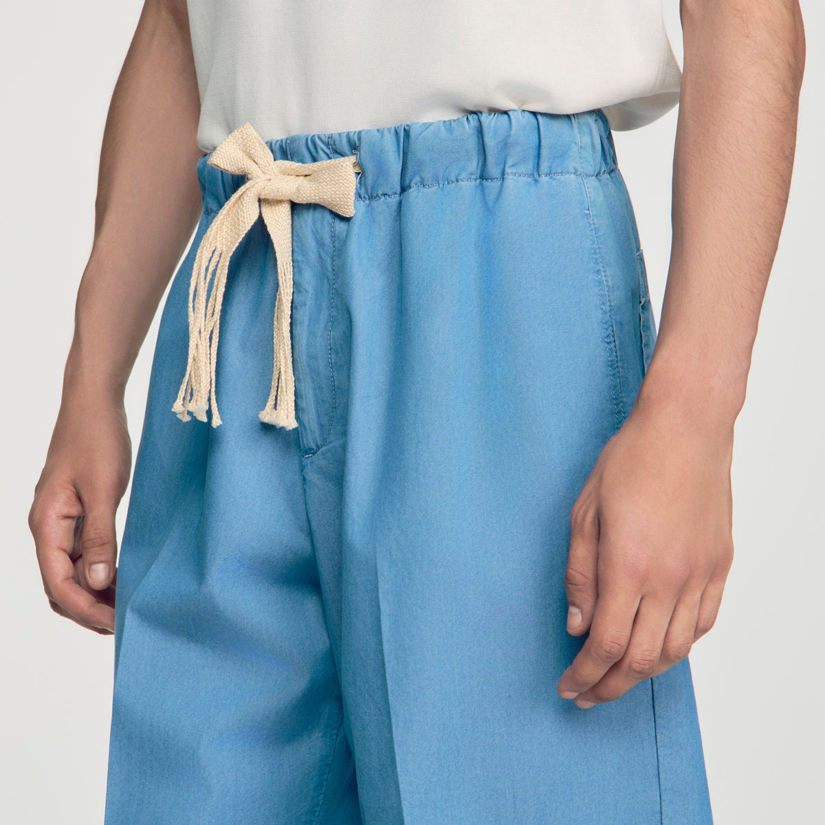 Short de algodón efecto lavado