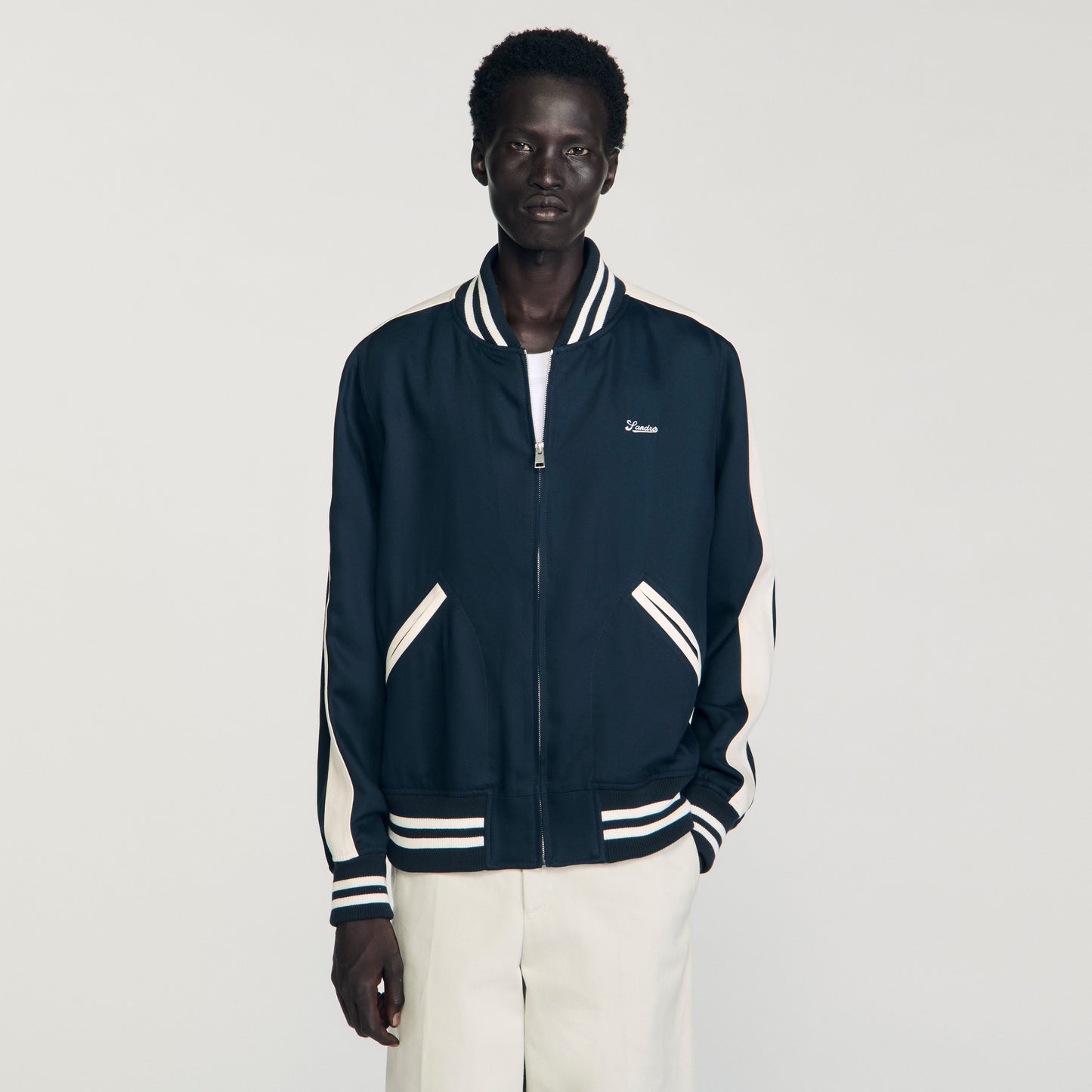 Cazadora varsity con cremallera