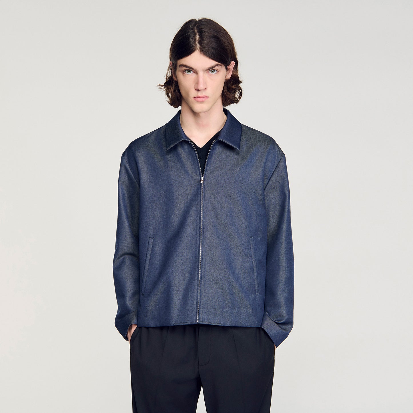 Cazadora con cremallera tipo denim