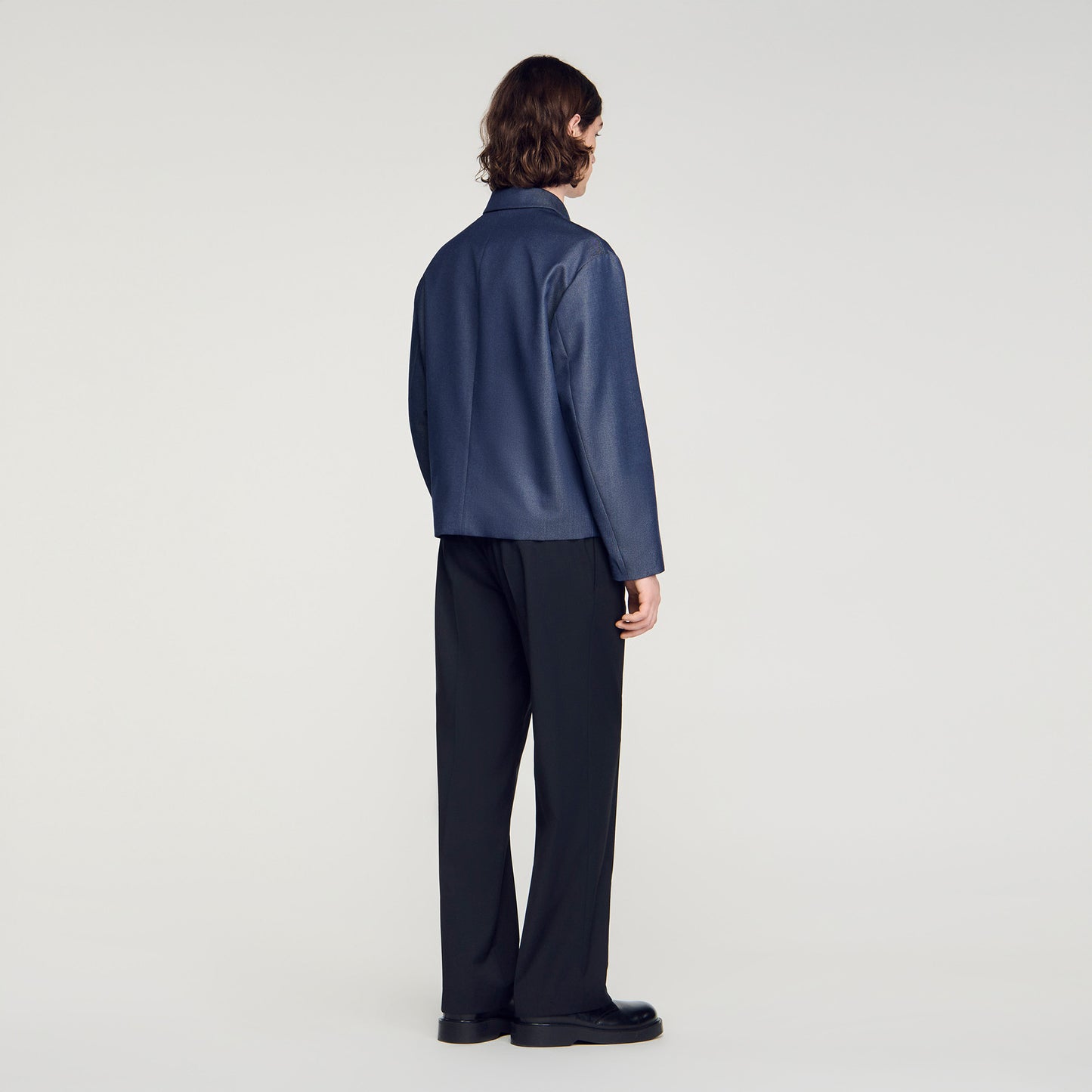 Cazadora con cremallera tipo denim