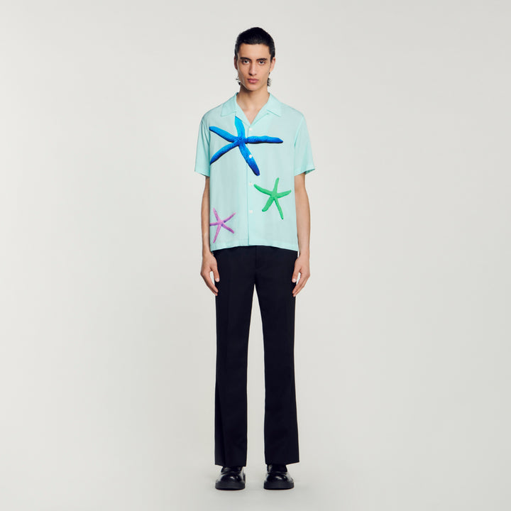 Camisa con estampado de estrellas de mar