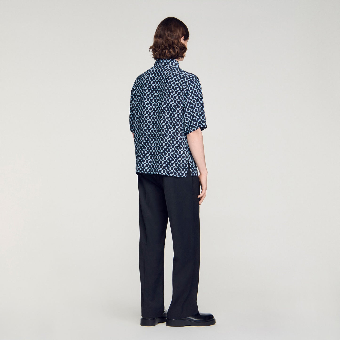 Camisa fluida estampado eslabones