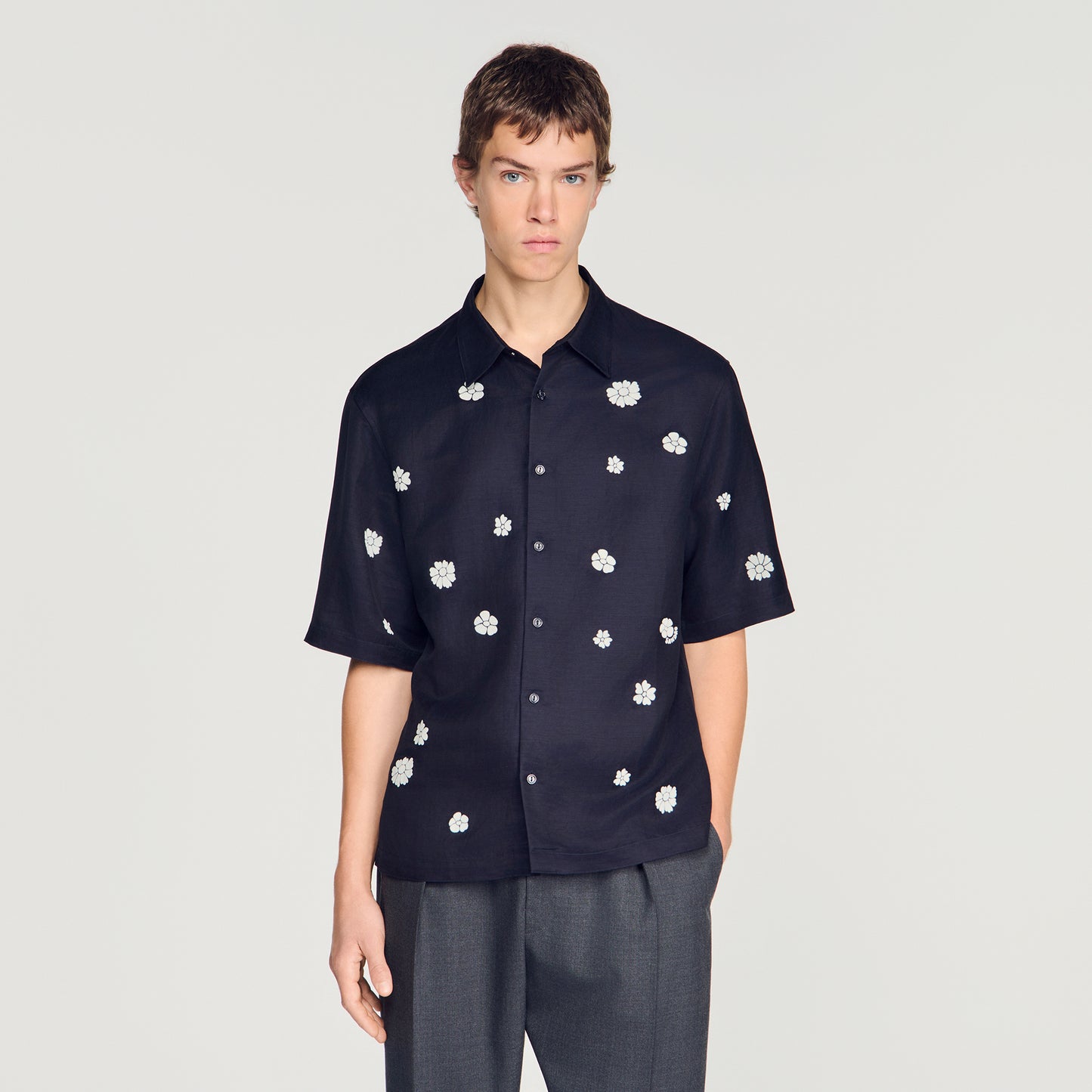 Camisa fluida con estampado floral