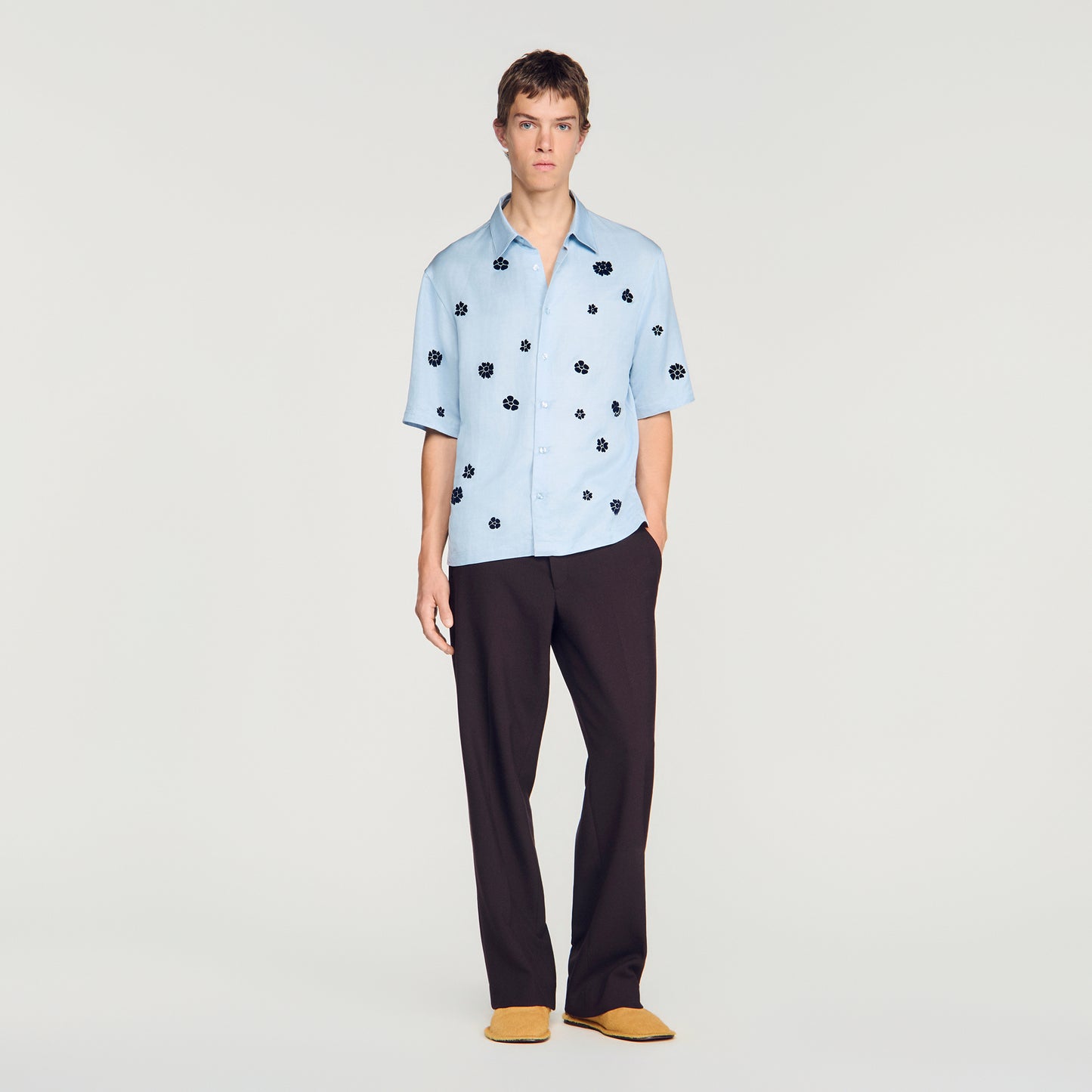 Camisa fluida con estampado floral