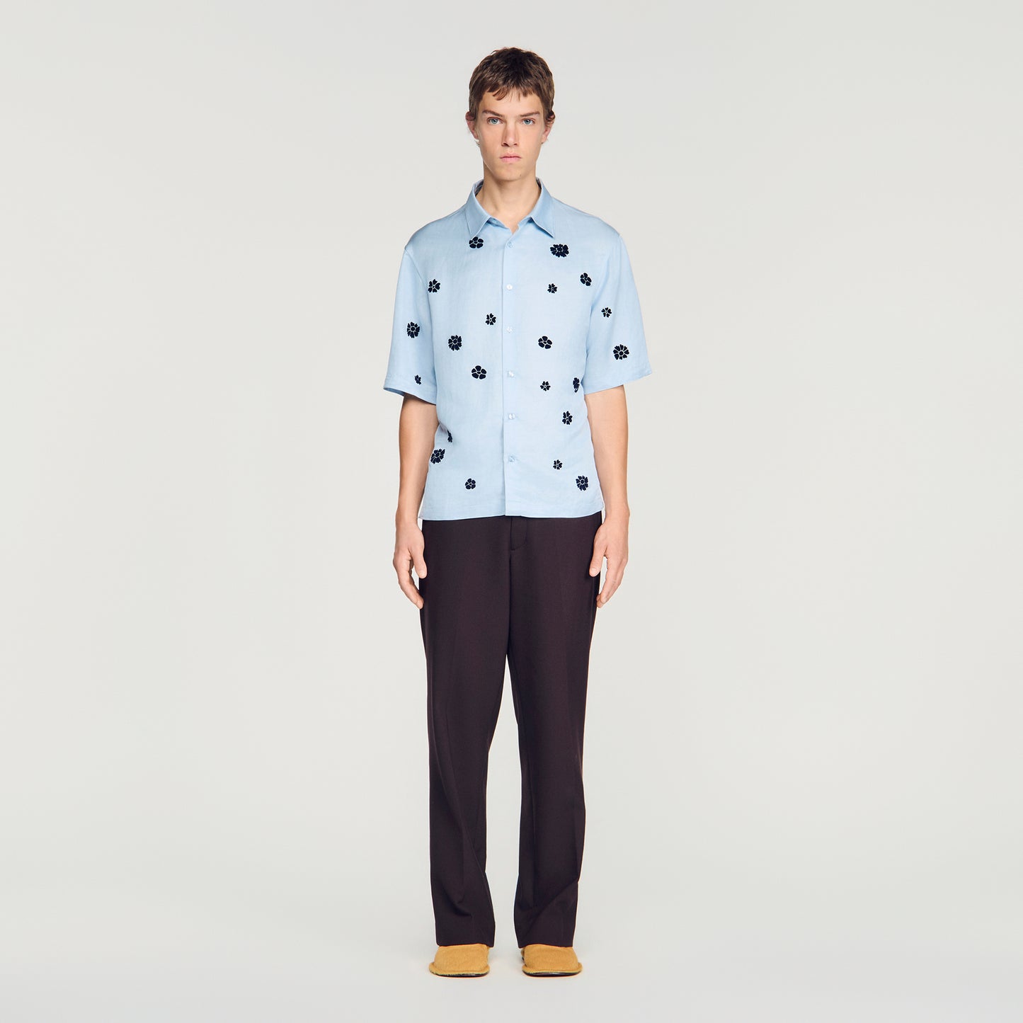 Camisa fluida con estampado floral