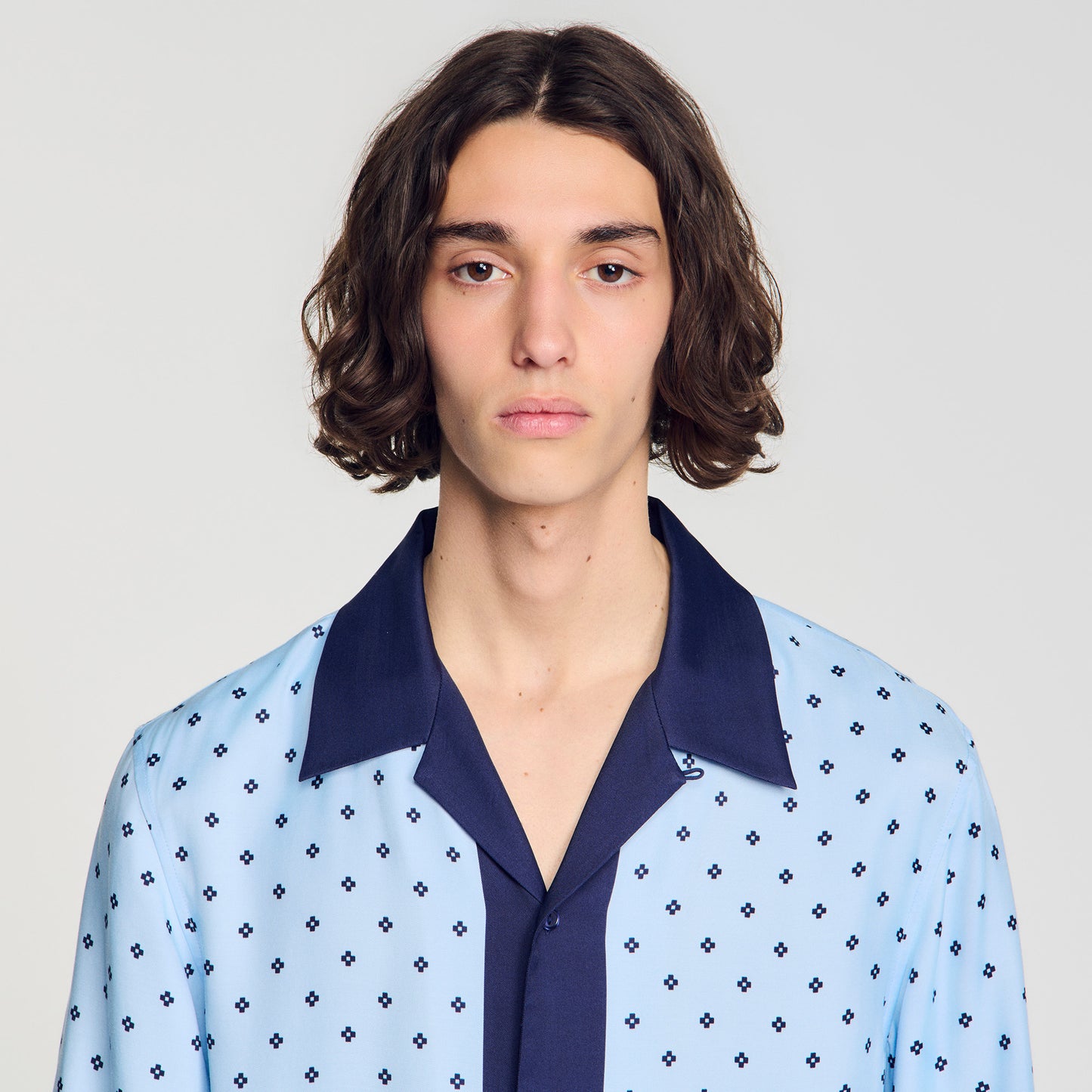 Camisa con motivo micro cross