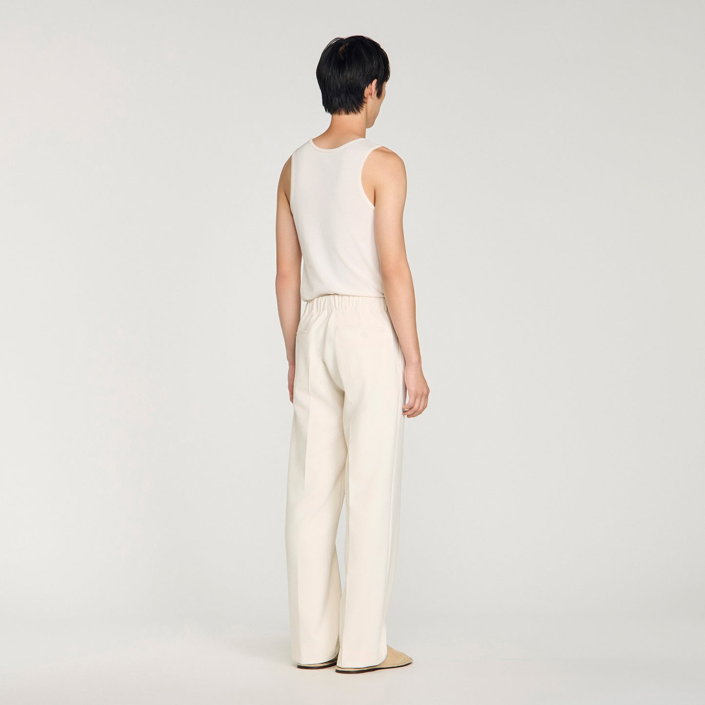 Pantalón ancho