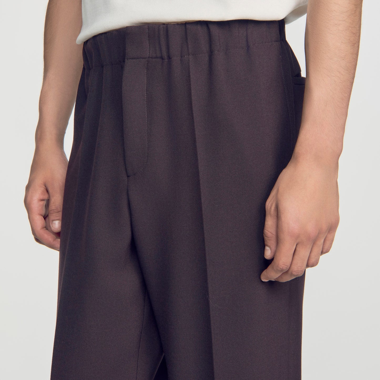 Pantalón ancho