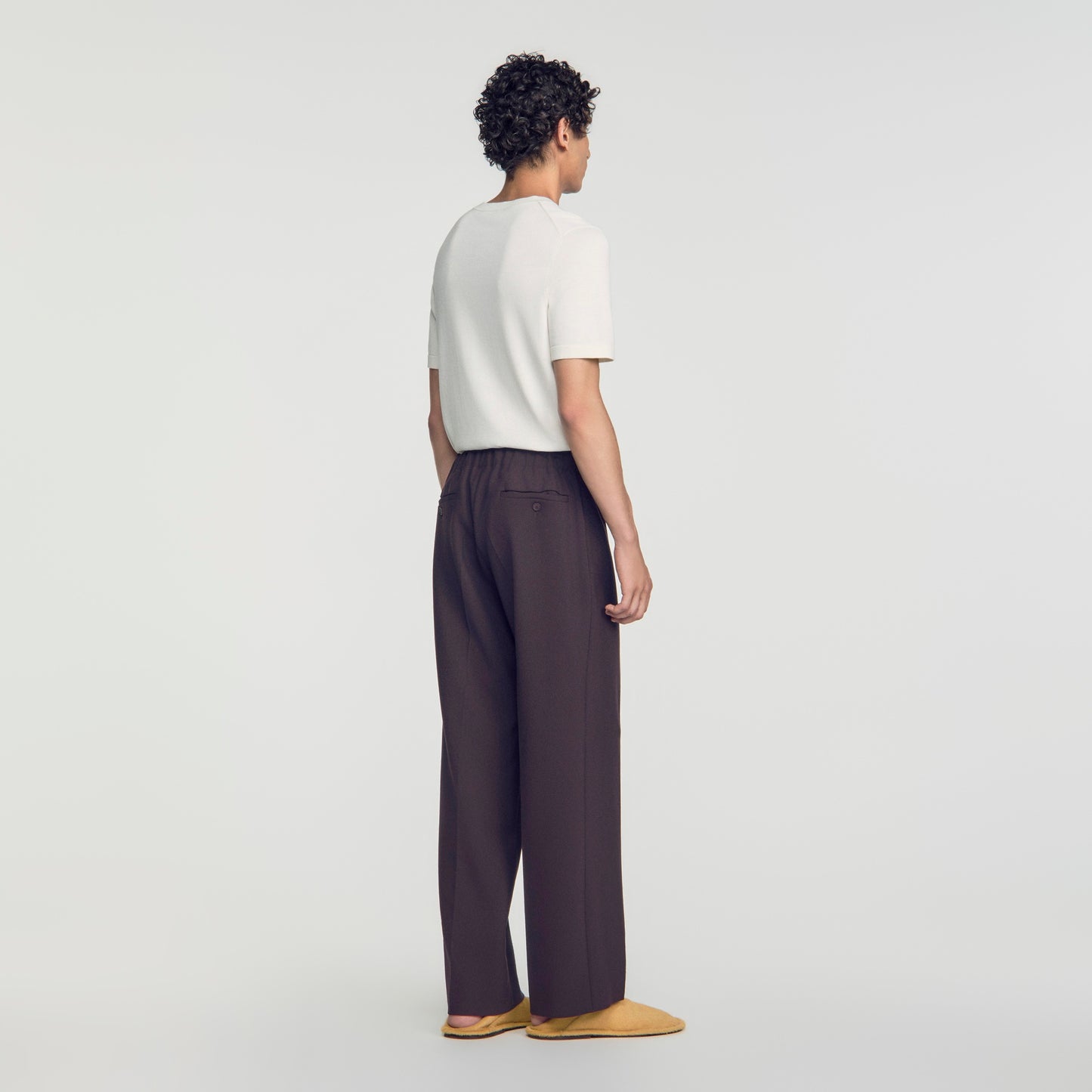 Pantalón ancho