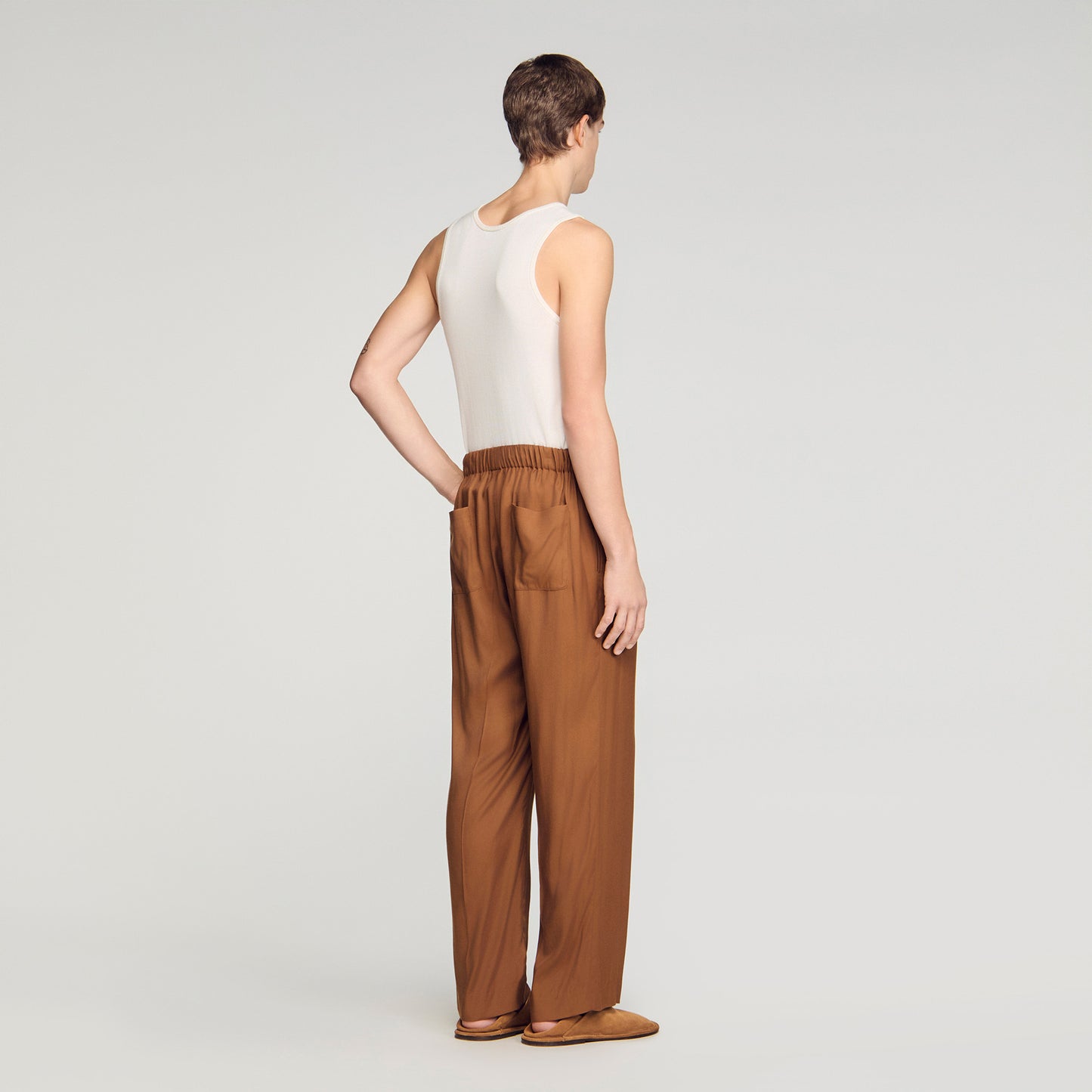 Pantalón fluido elástico con cordón