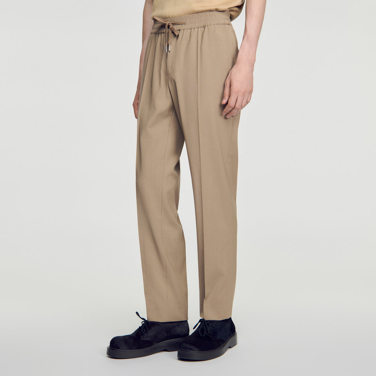 Pantalón de lana elástico