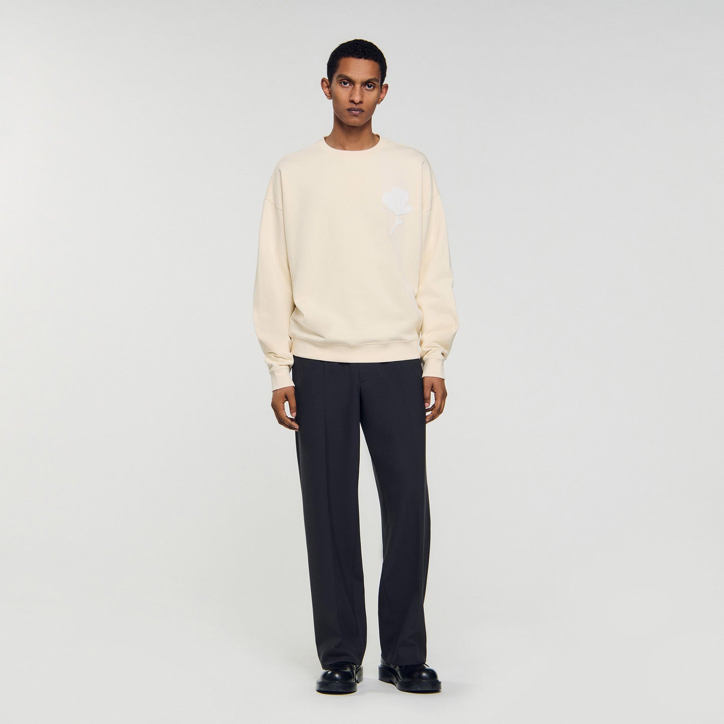 Sudadera con parche de flor