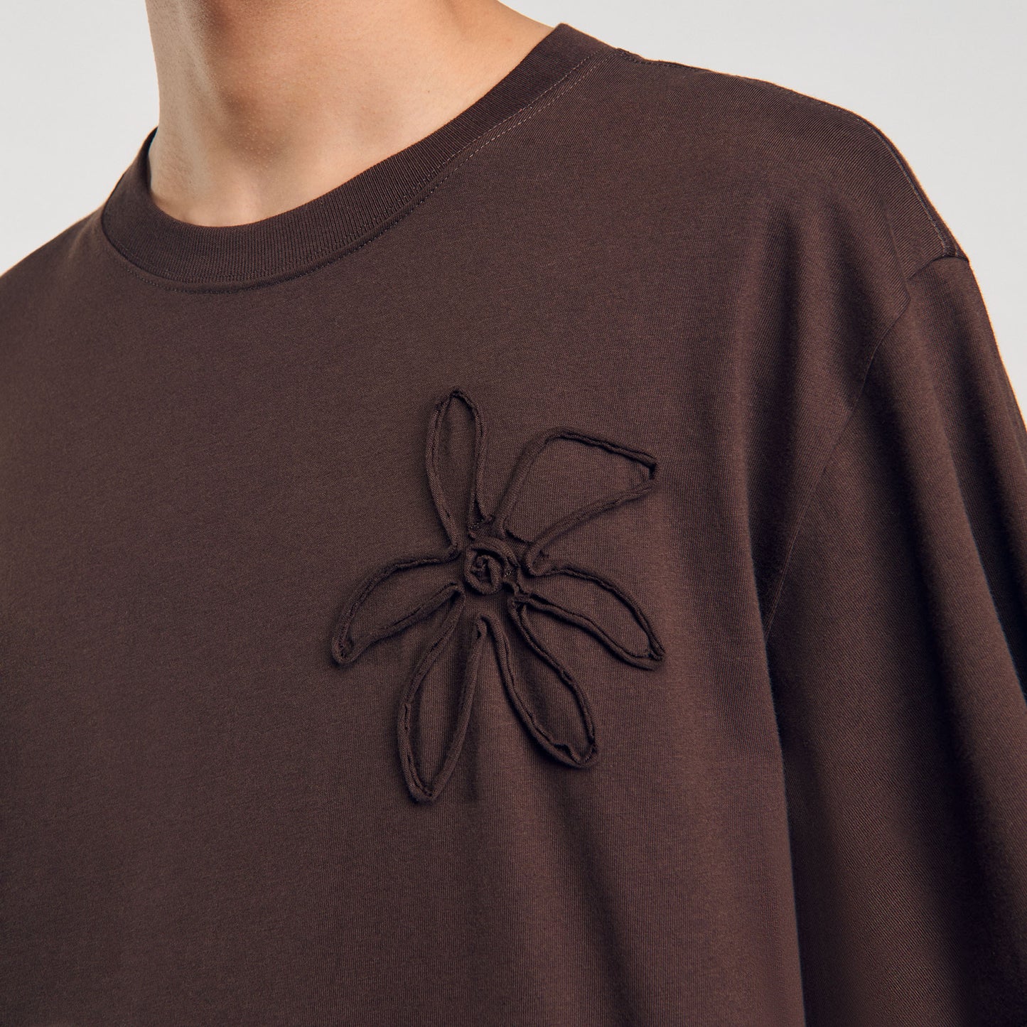 Camiseta oversize flor