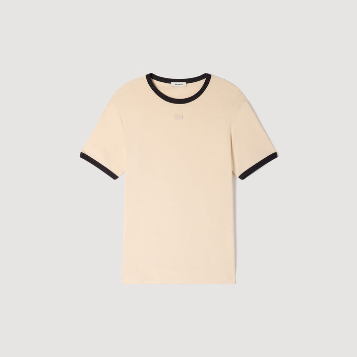Camiseta bicolor con parche