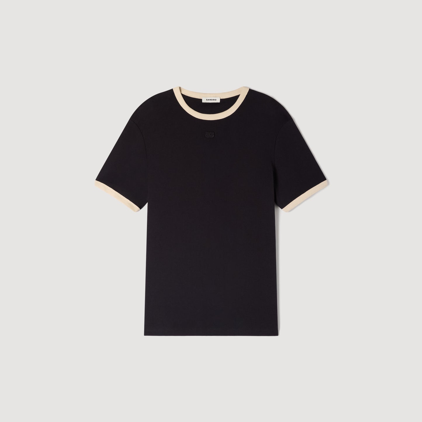 Camiseta bicolor con parche