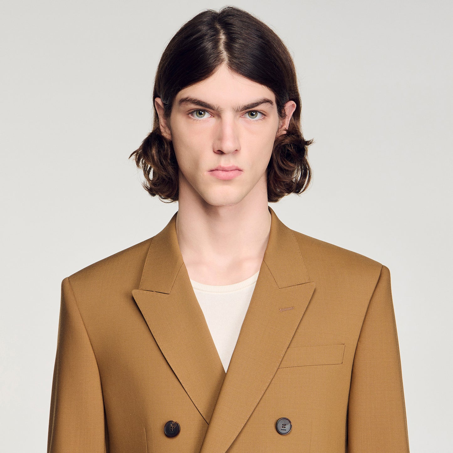 Chaqueta de traje cruzada de lana