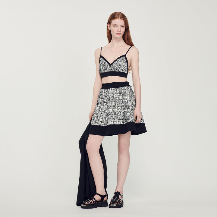 Falda corta tipo A de punto