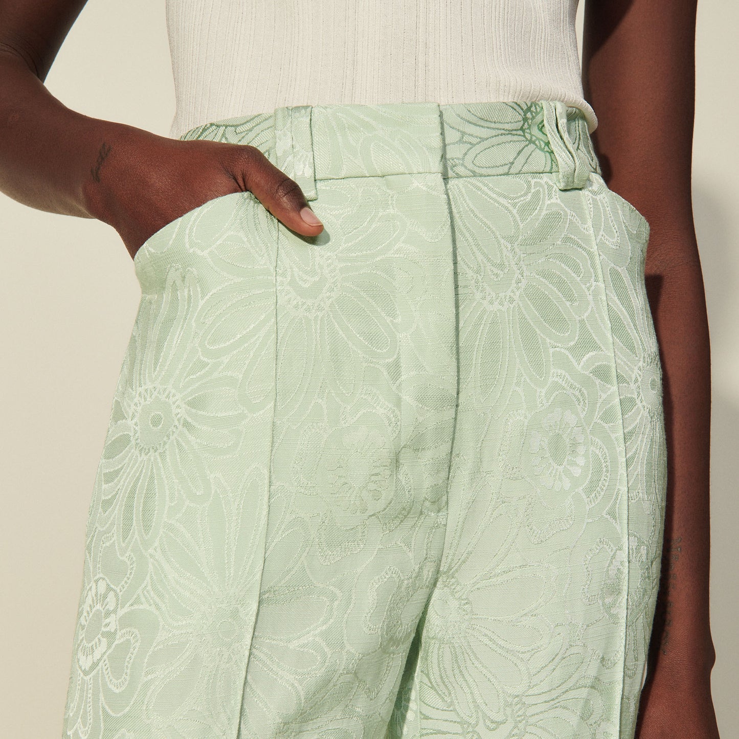 Pantalón de jacquard tono sobre tono Gabin