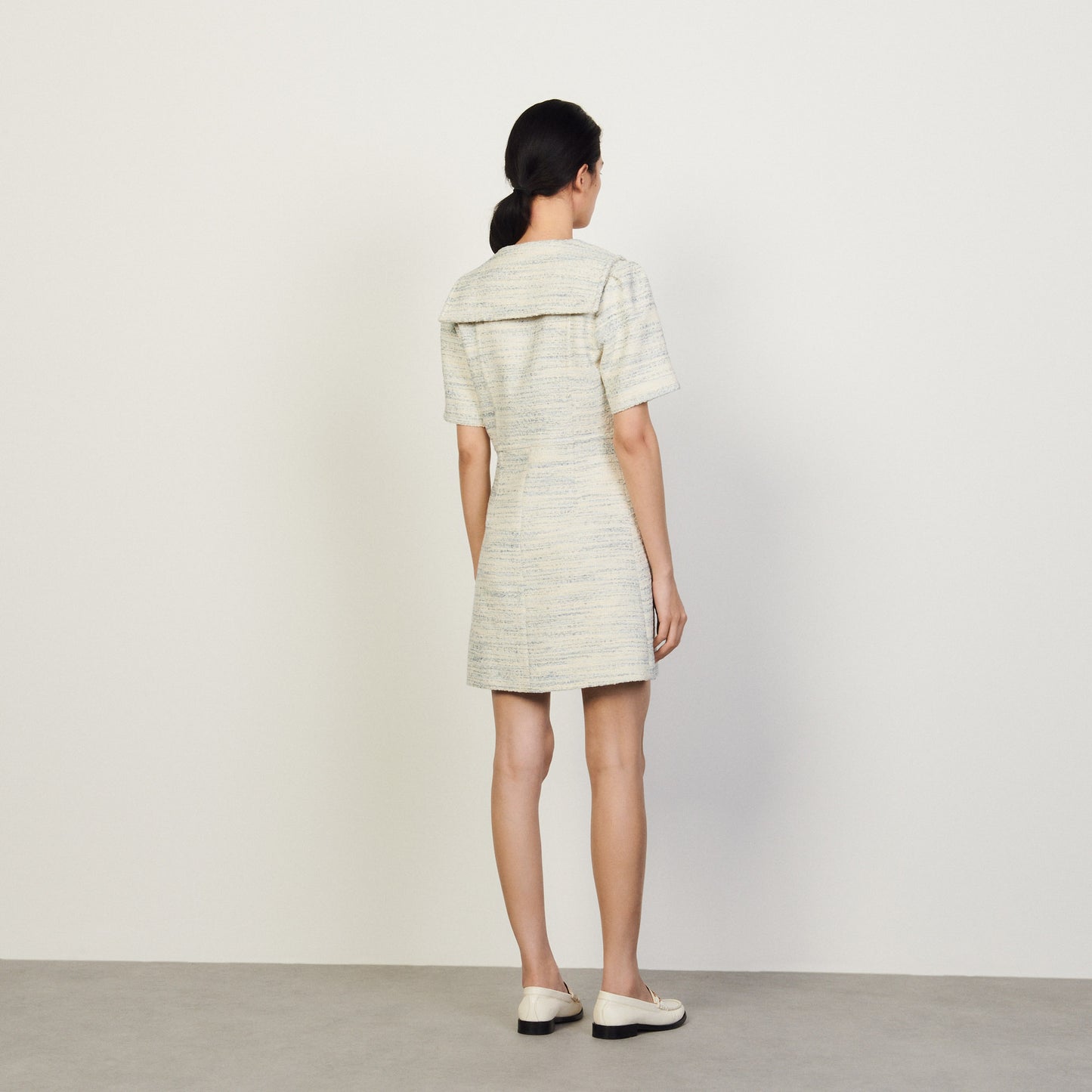 Vestido con cuello marinero de tweed