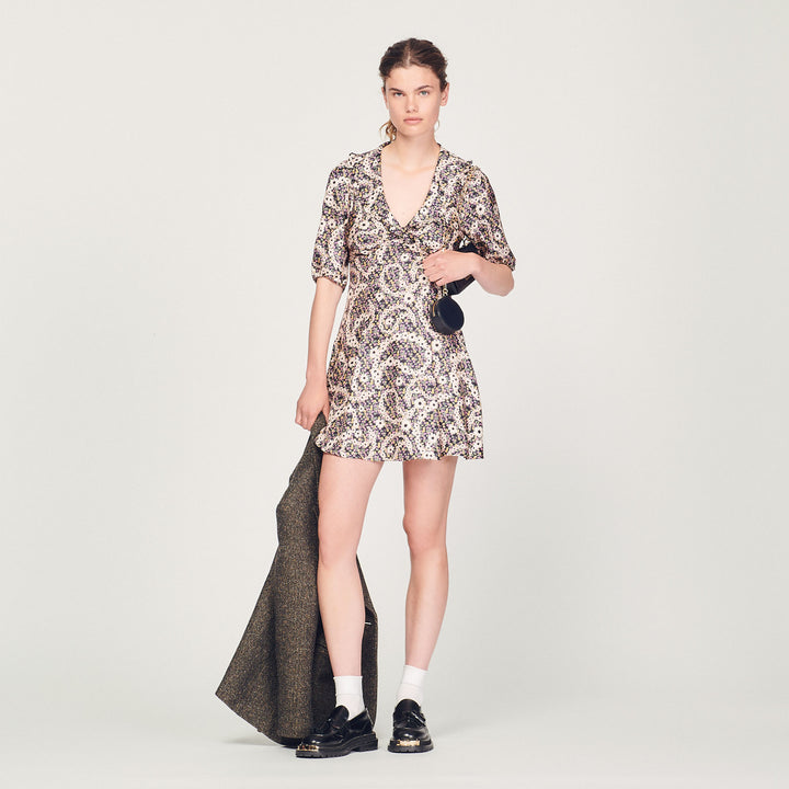 Vestido corto estampado cachemira floral