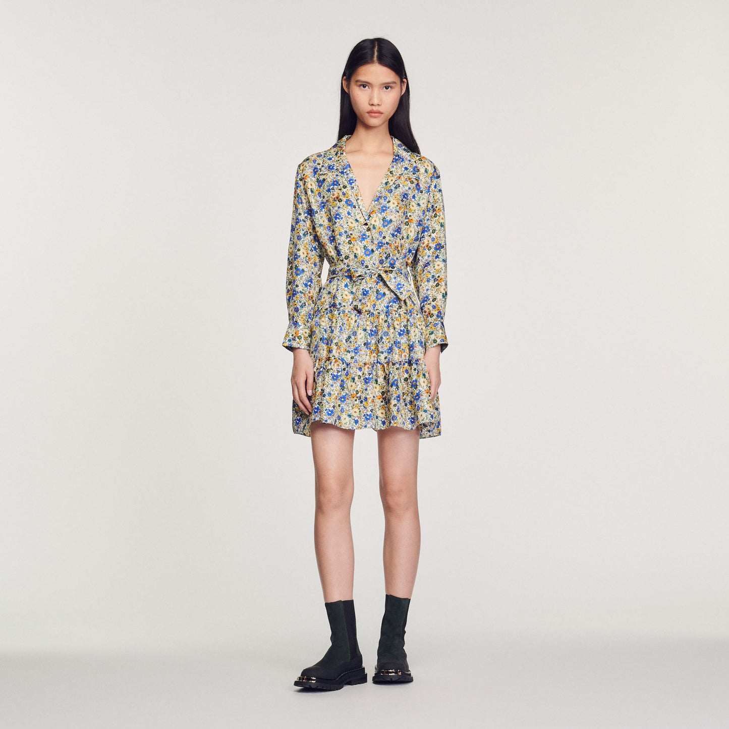 Vestido corto con estampado Blossom