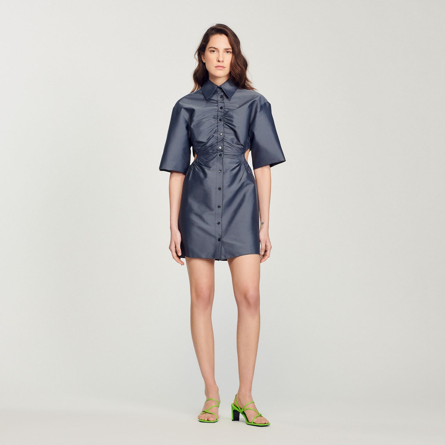 Vestido camisero corto