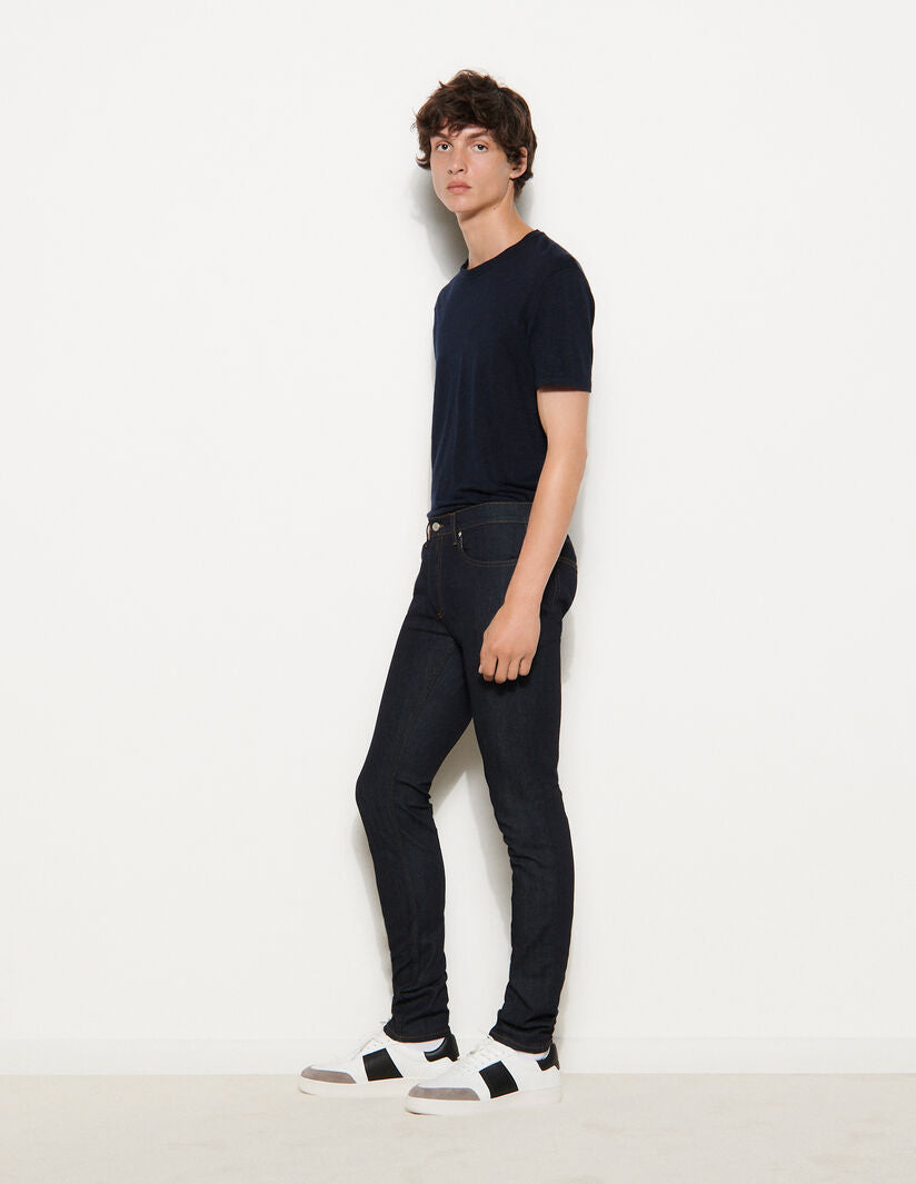 Vaquero en bruto de corte skinny
